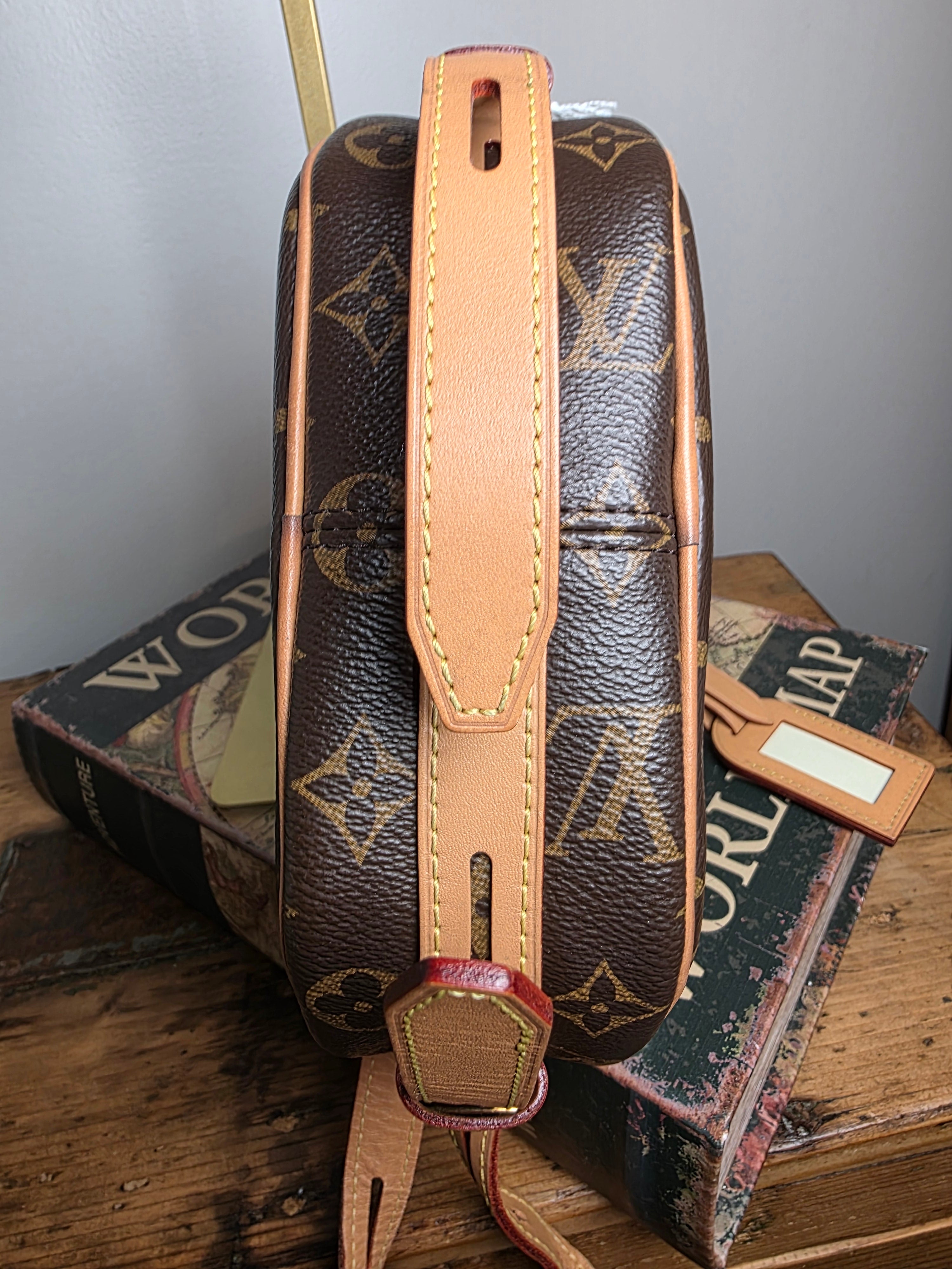 Louis Vuitton Boite Chapeau Souple MM