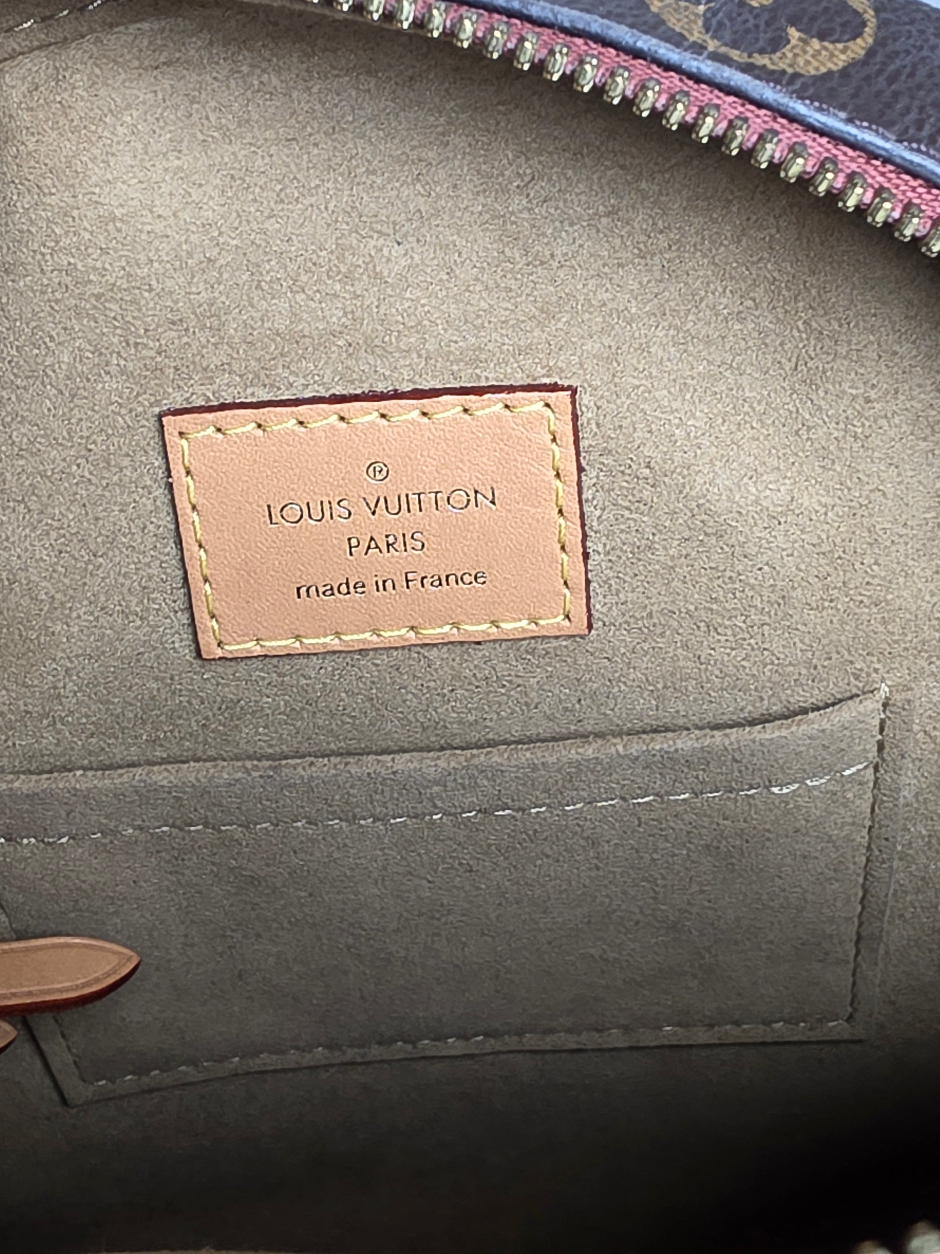 Louis Vuitton Boite Chapeau Souple MM
