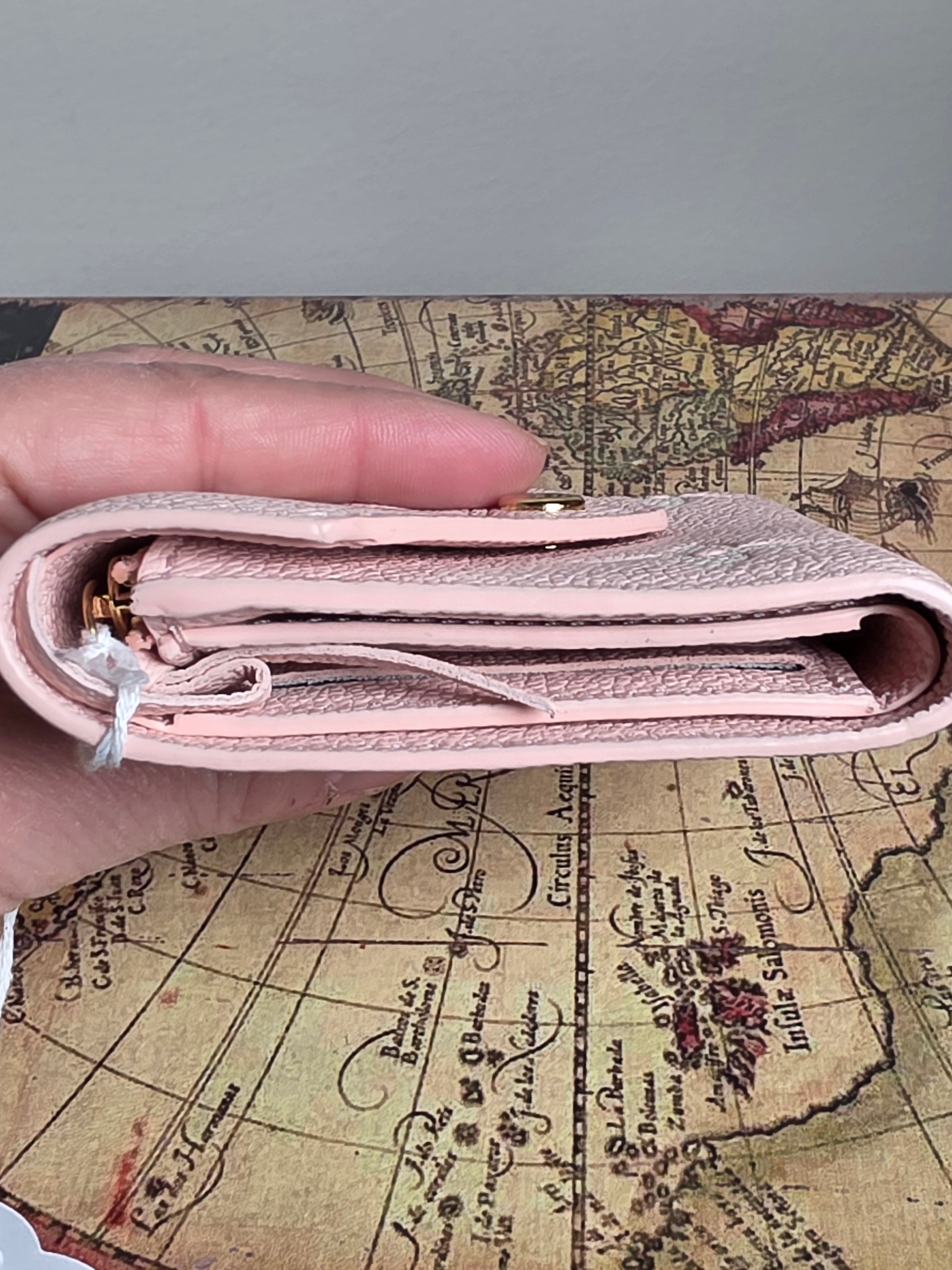 Louis Vuitton Trianon Rose White Victorine Compact Wallet