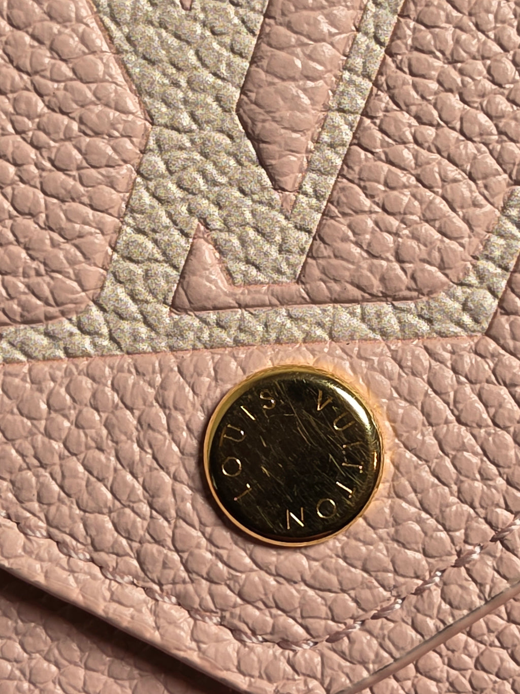 Louis Vuitton Trianon Rose White Victorine Compact Wallet