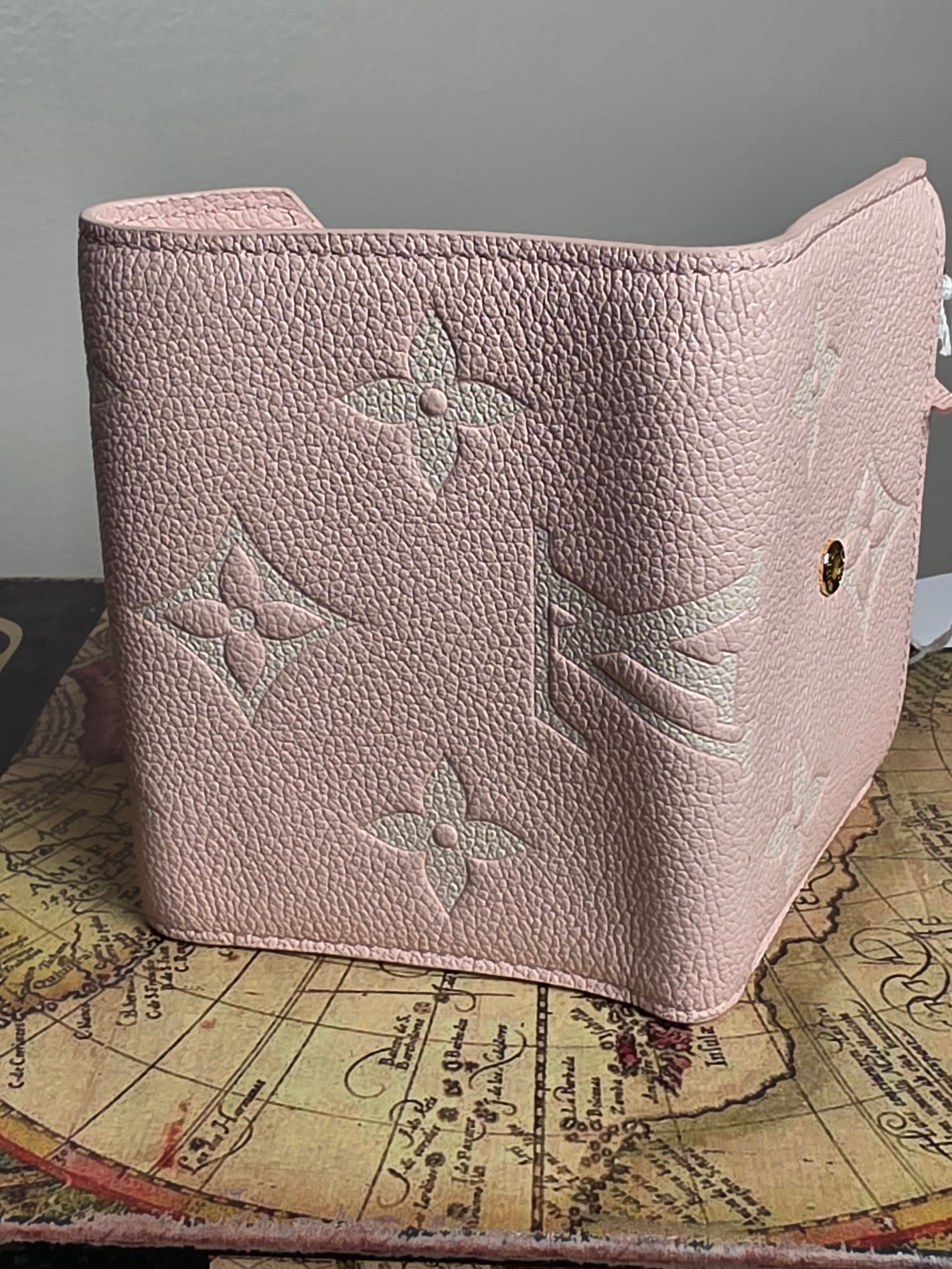 Louis Vuitton Trianon Rose White Victorine Compact Wallet