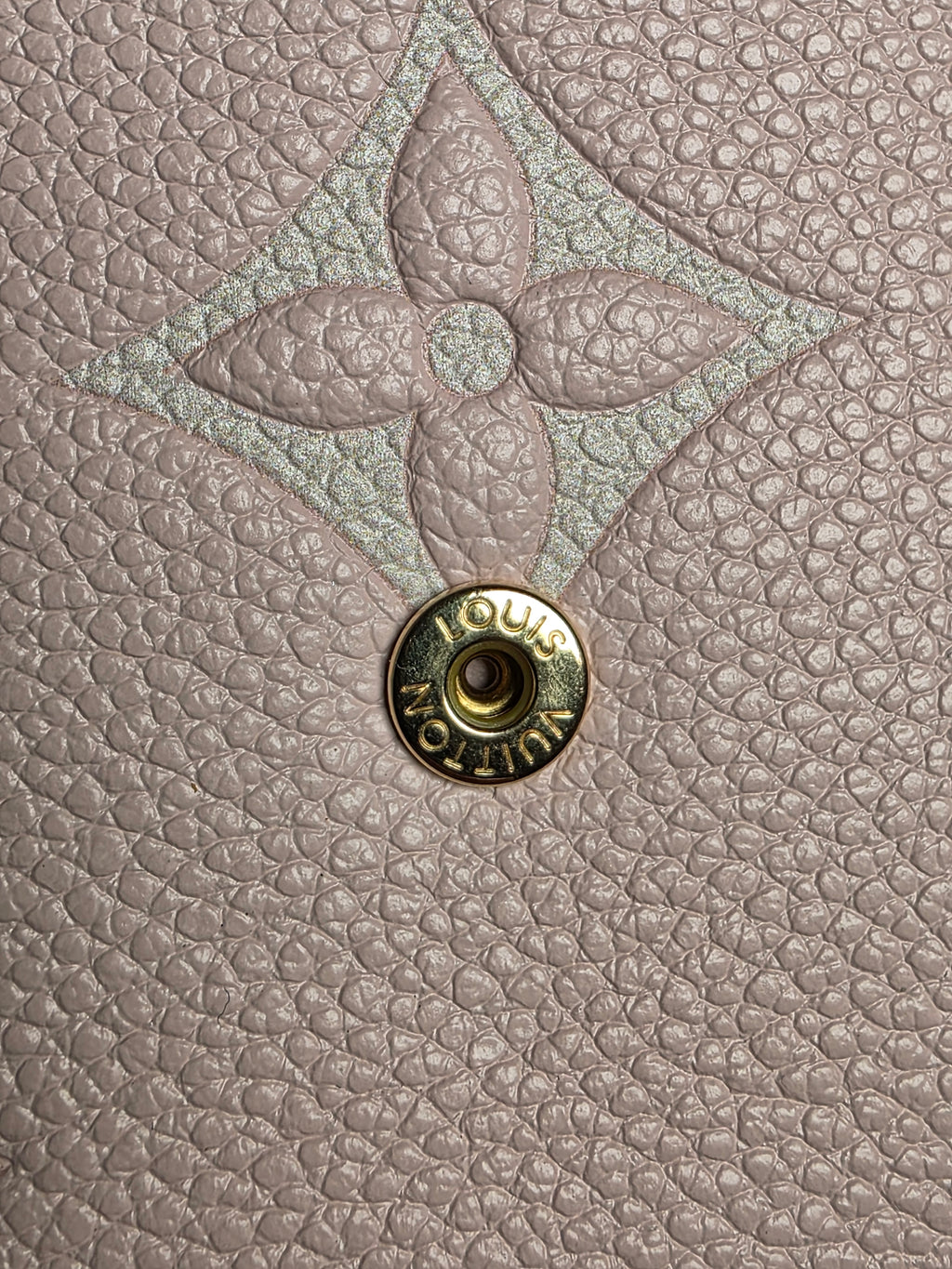 Louis Vuitton Trianon Rose White Victorine Compact Wallet