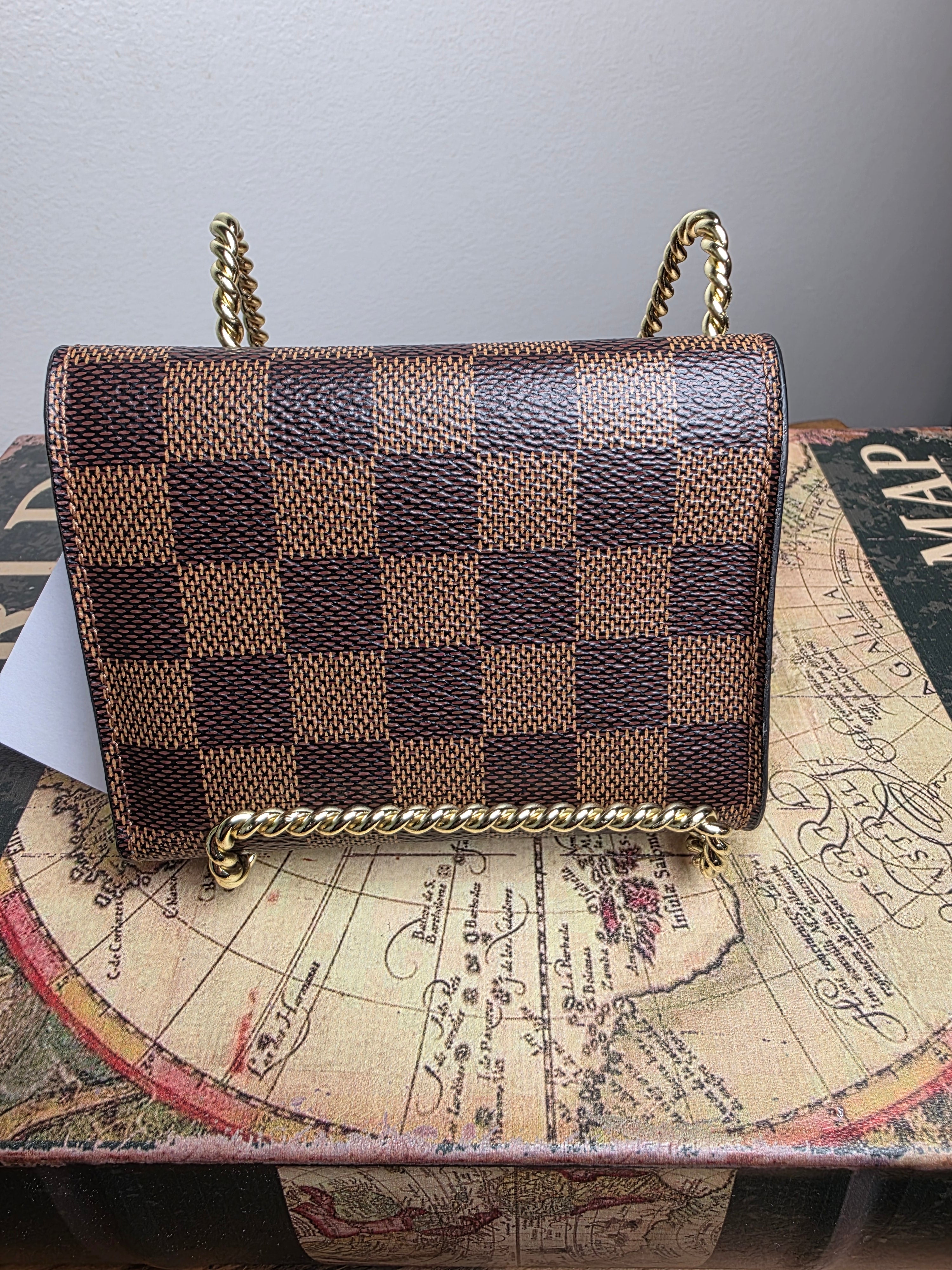 Louis Vuitton Damier Victorine Compact Wallet