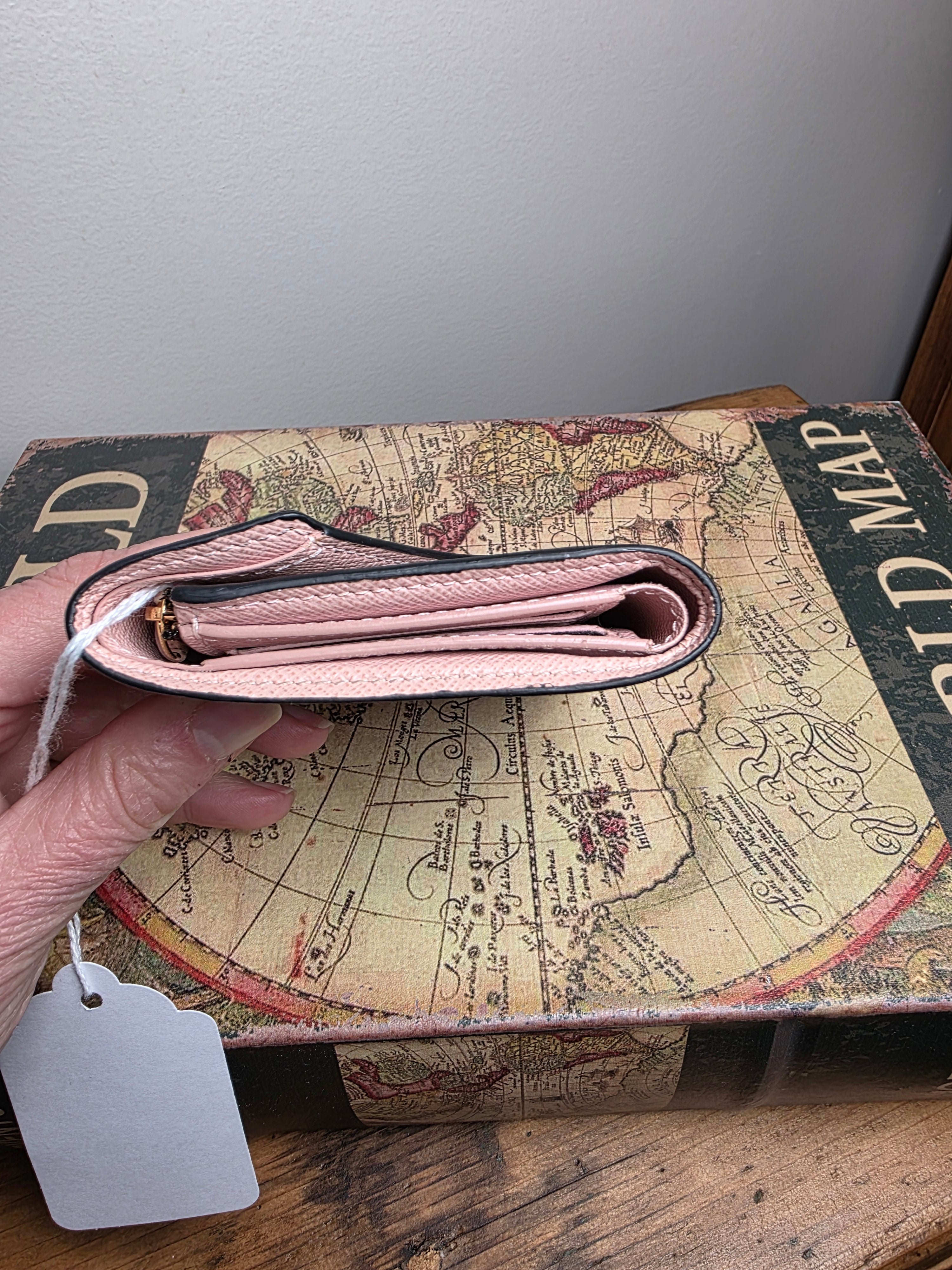 Louis Vuitton Damier Victorine Compact Wallet