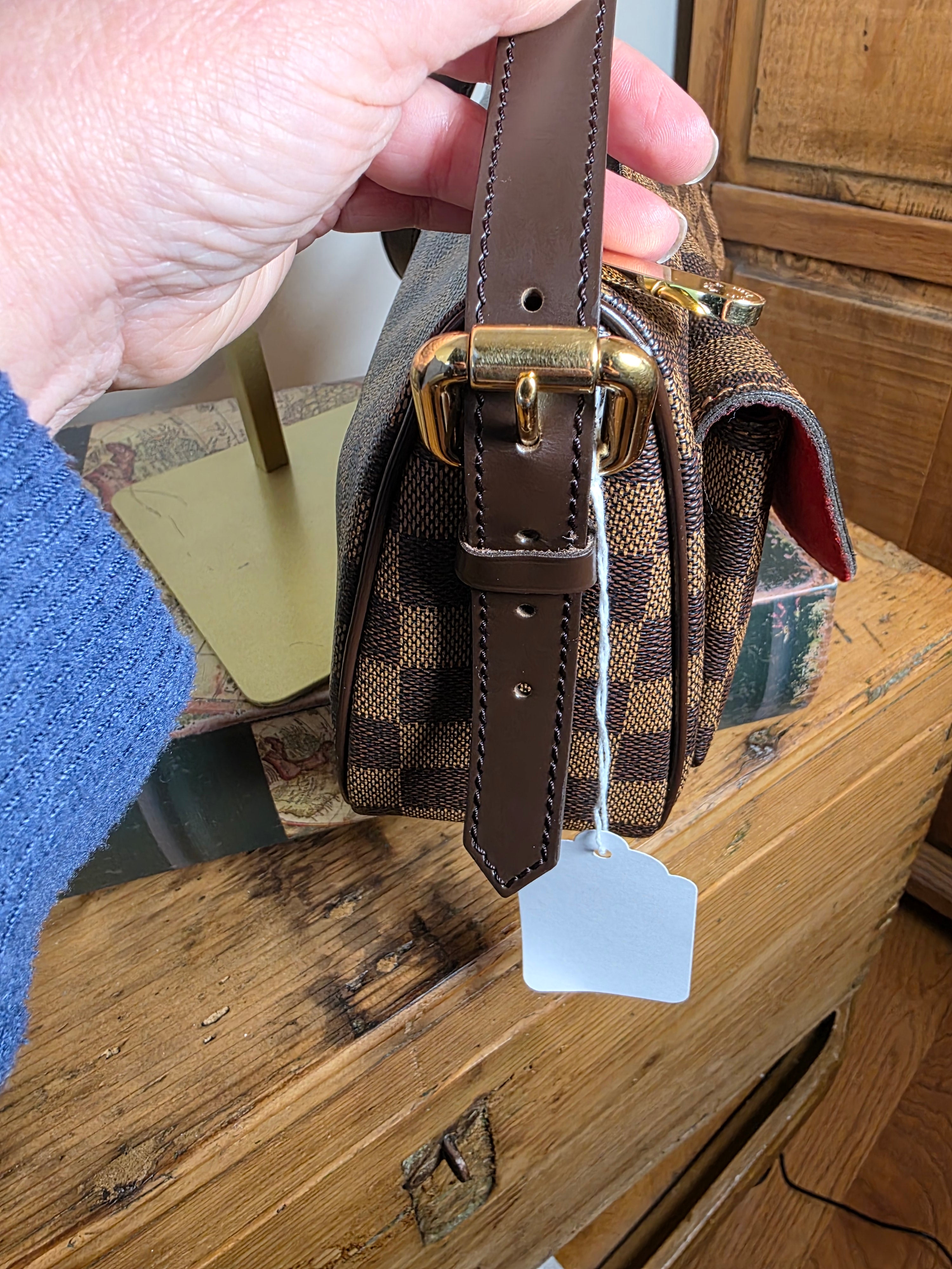 Louis Vuitton Ravello GM Comes with 2 Straps (Kili Kili Strap and a Crossbody Strap)