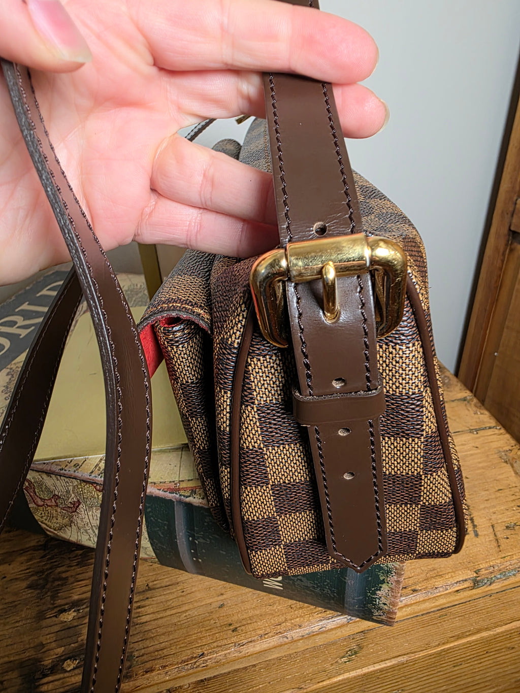 Louis Vuitton Ravello GM Comes with 2 Straps (Kili Kili Strap and a Crossbody Strap)