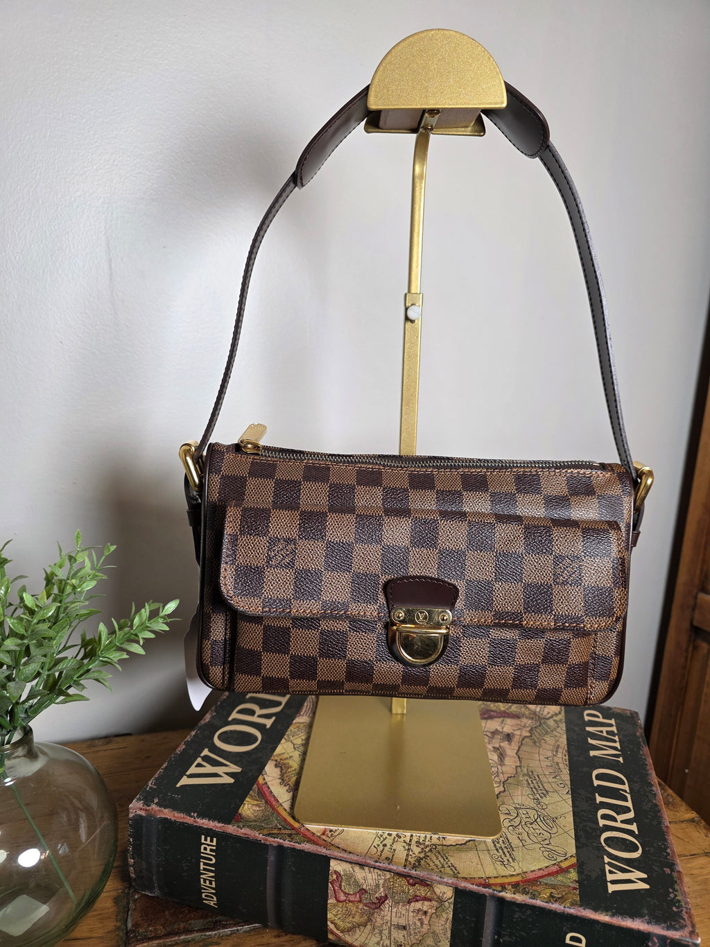 Louis Vuitton Ravello GM Comes with 2 Straps (Kili Kili Strap and a Crossbody Strap)