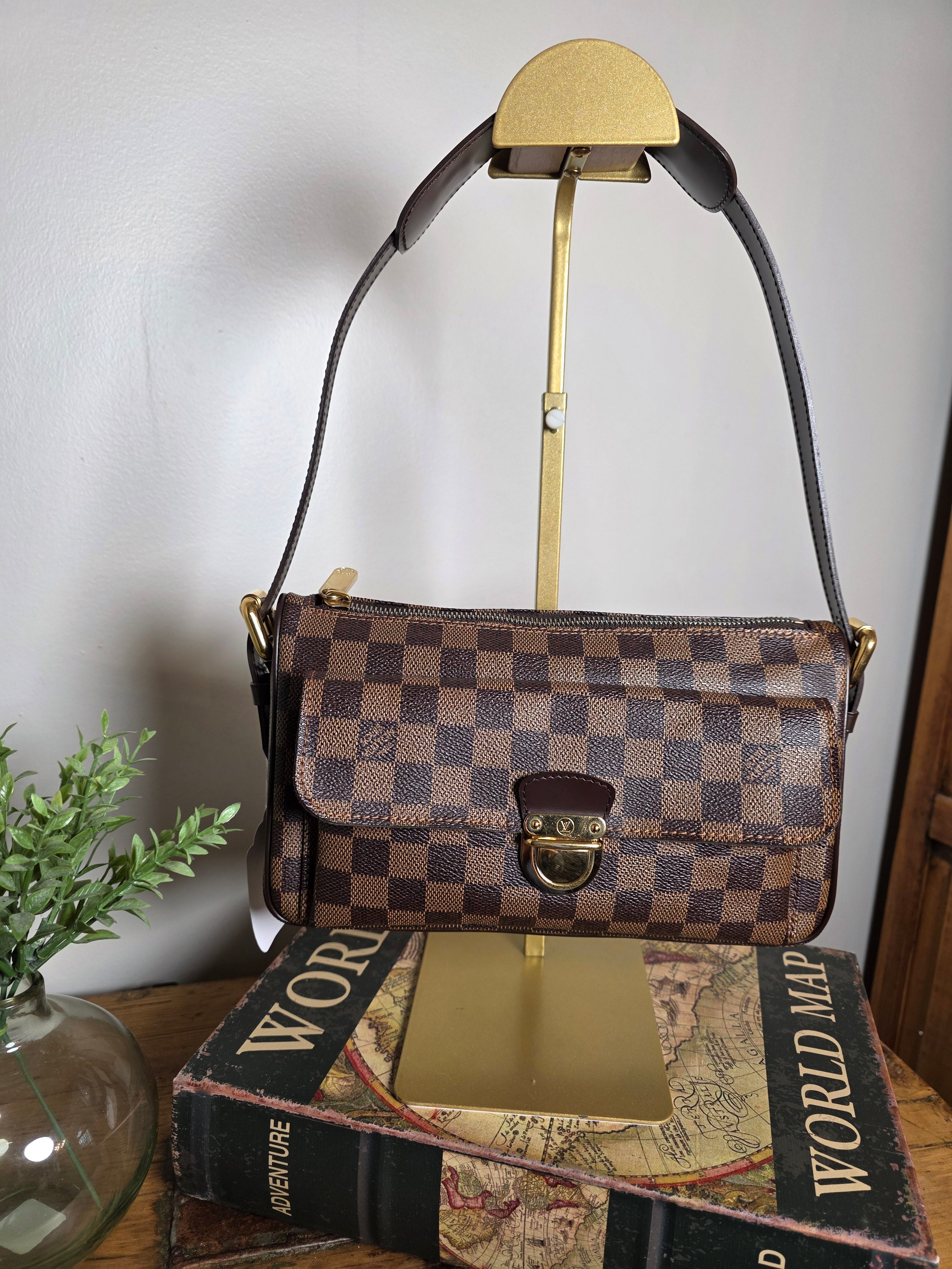 Louis Vuitton Ravello GM Comes with 2 Straps (Kili Kili Strap and a Crossbody Strap)