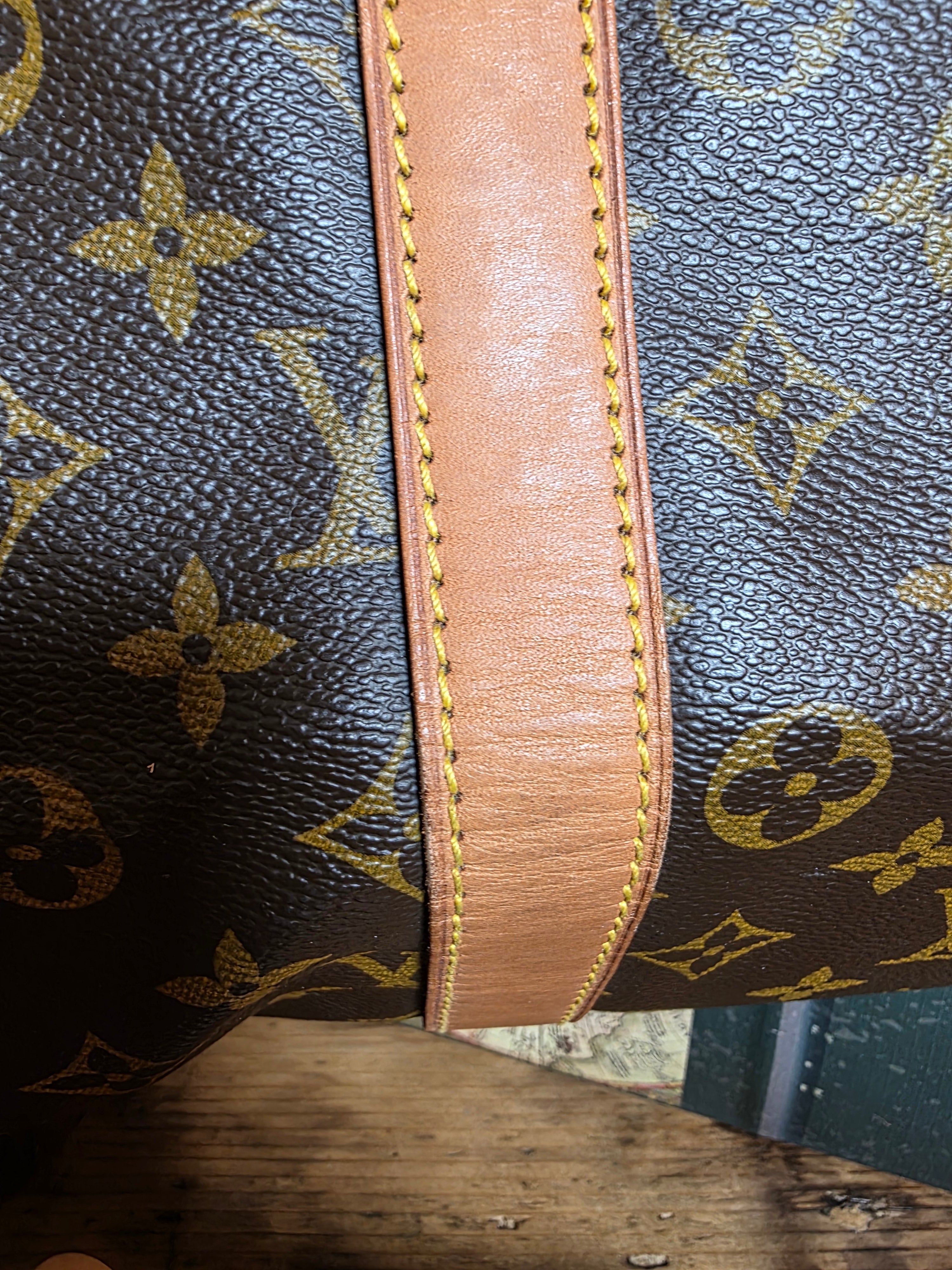 Louis Vuitton Keepall 55 Bandolier
