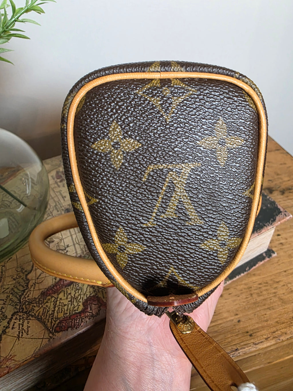 Louis Vuitton Monogram Nano Speedy