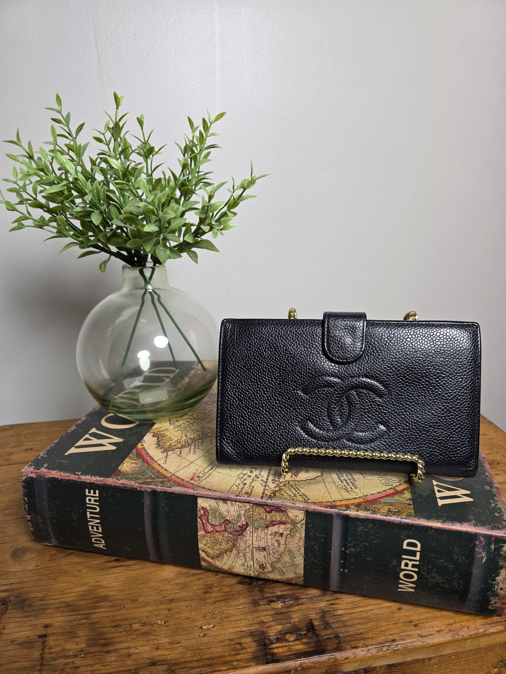 Chanel Vintage Kiss Lock Caviar Long Wallet