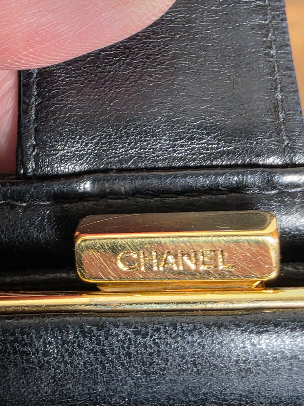Chanel Vintage Kiss Lock Caviar Long Wallet