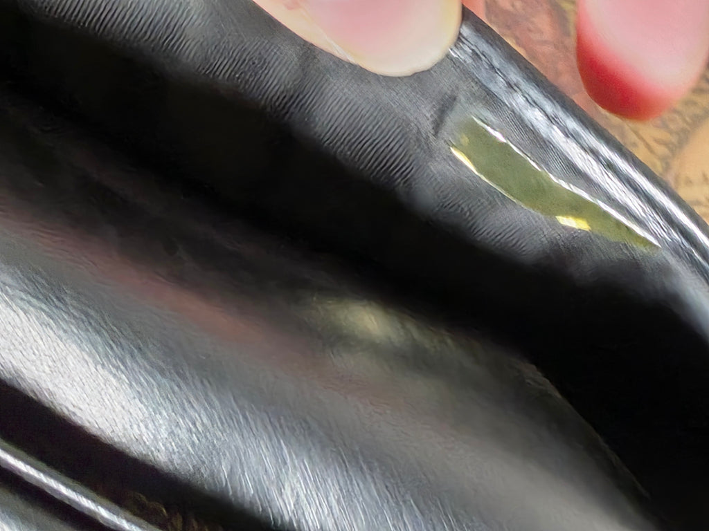 Chanel Vintage Kiss Lock Caviar Long Wallet