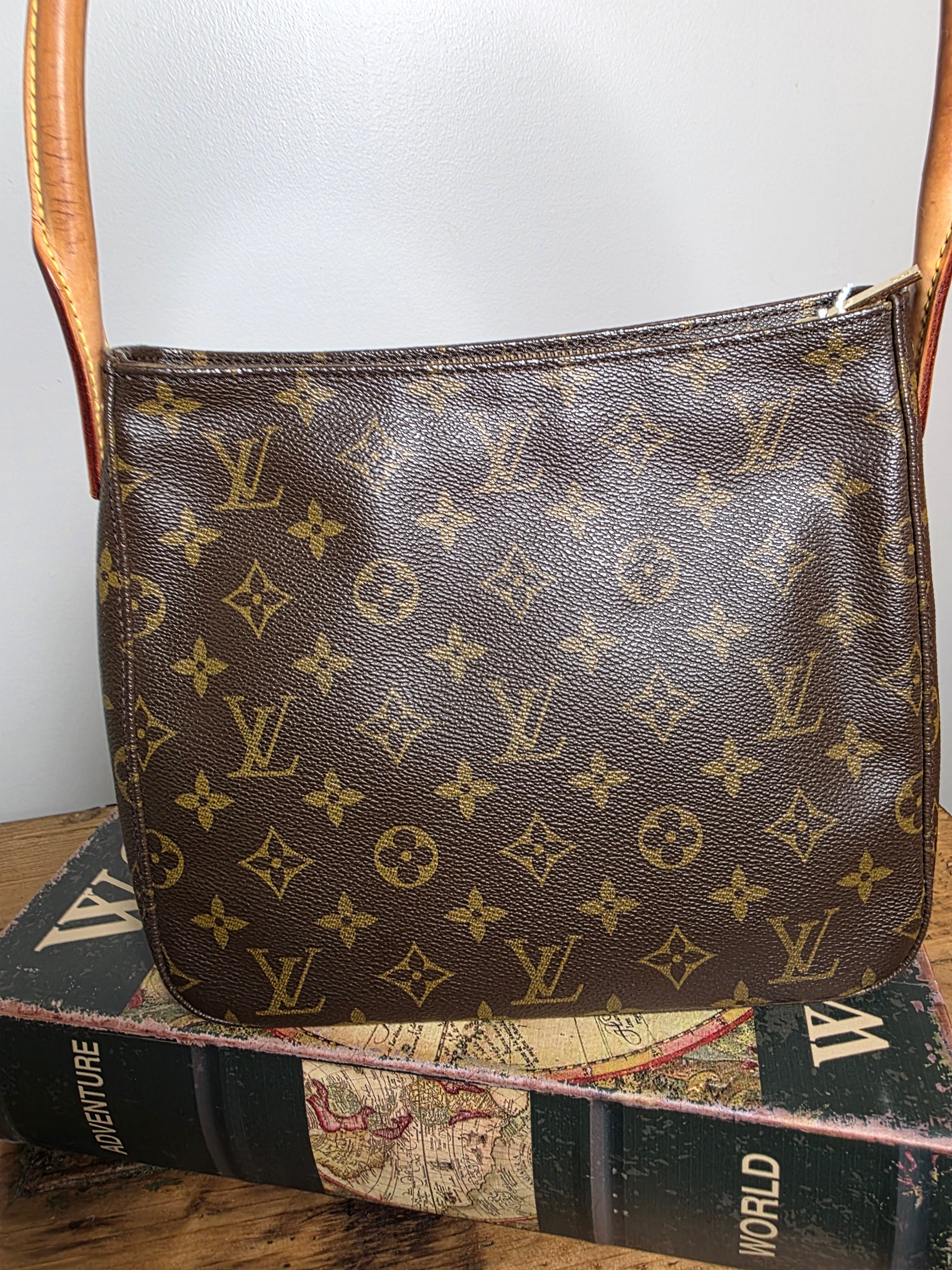 Louis Vuitton Looping MM