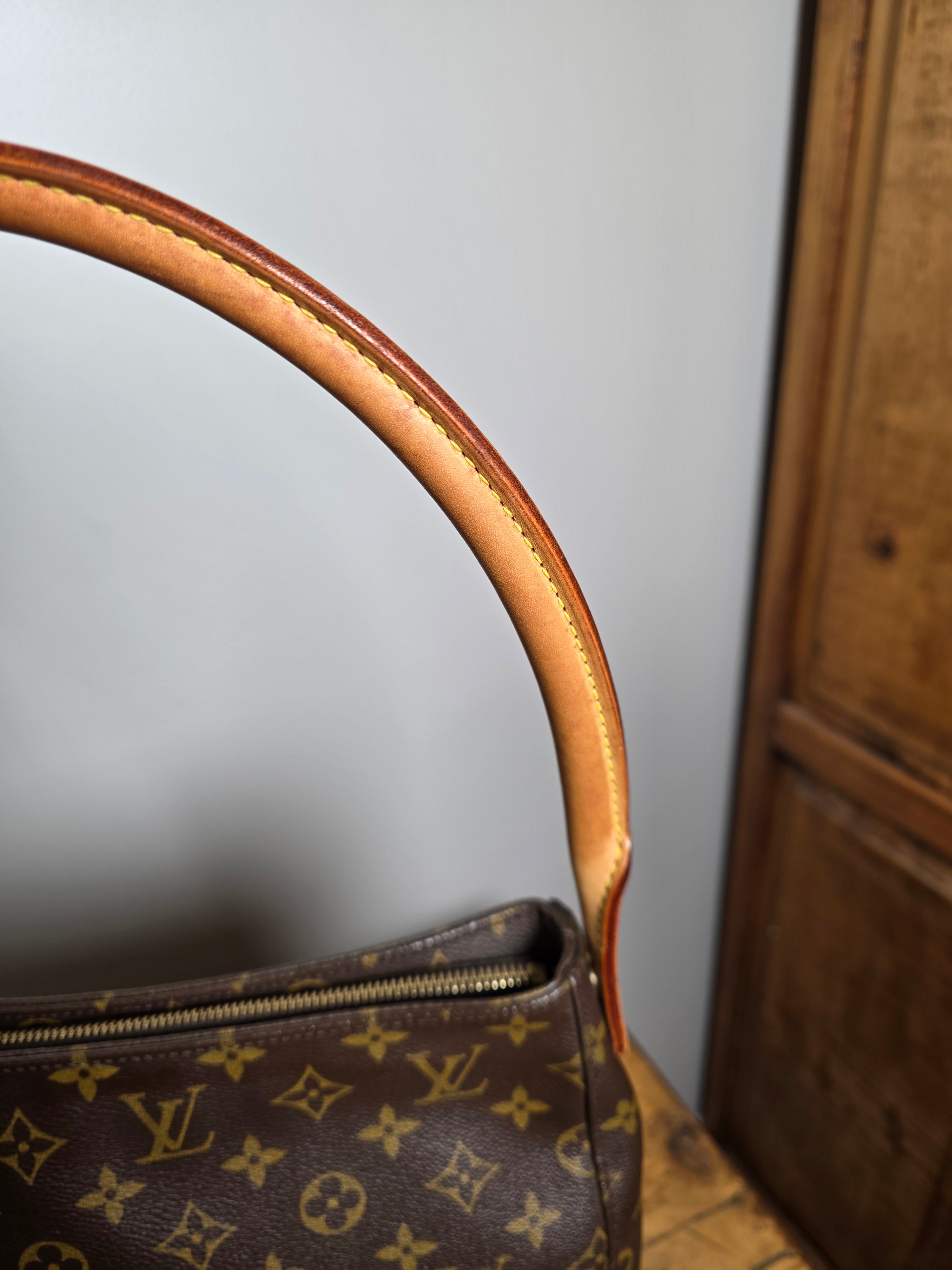 Louis Vuitton Looping MM