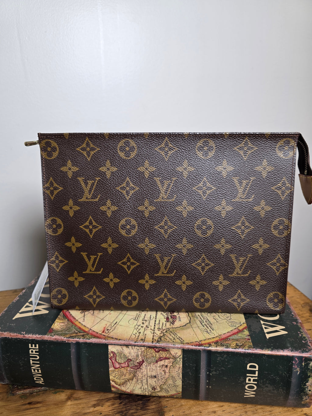 Louis Vuitton Monogram Pochette Toilette GM Size 26