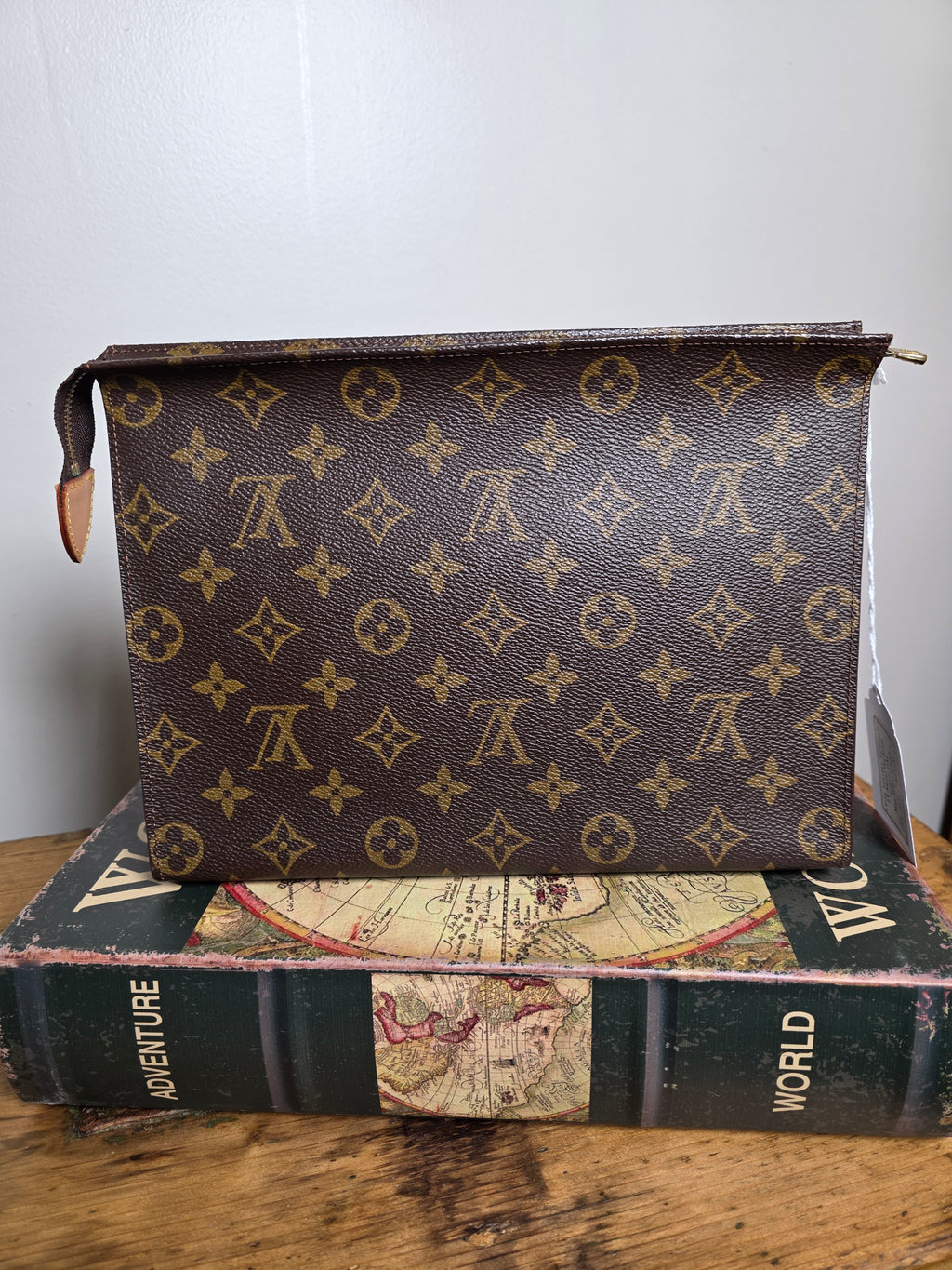 Louis Vuitton Monogram Pochette Toilette GM Size 26