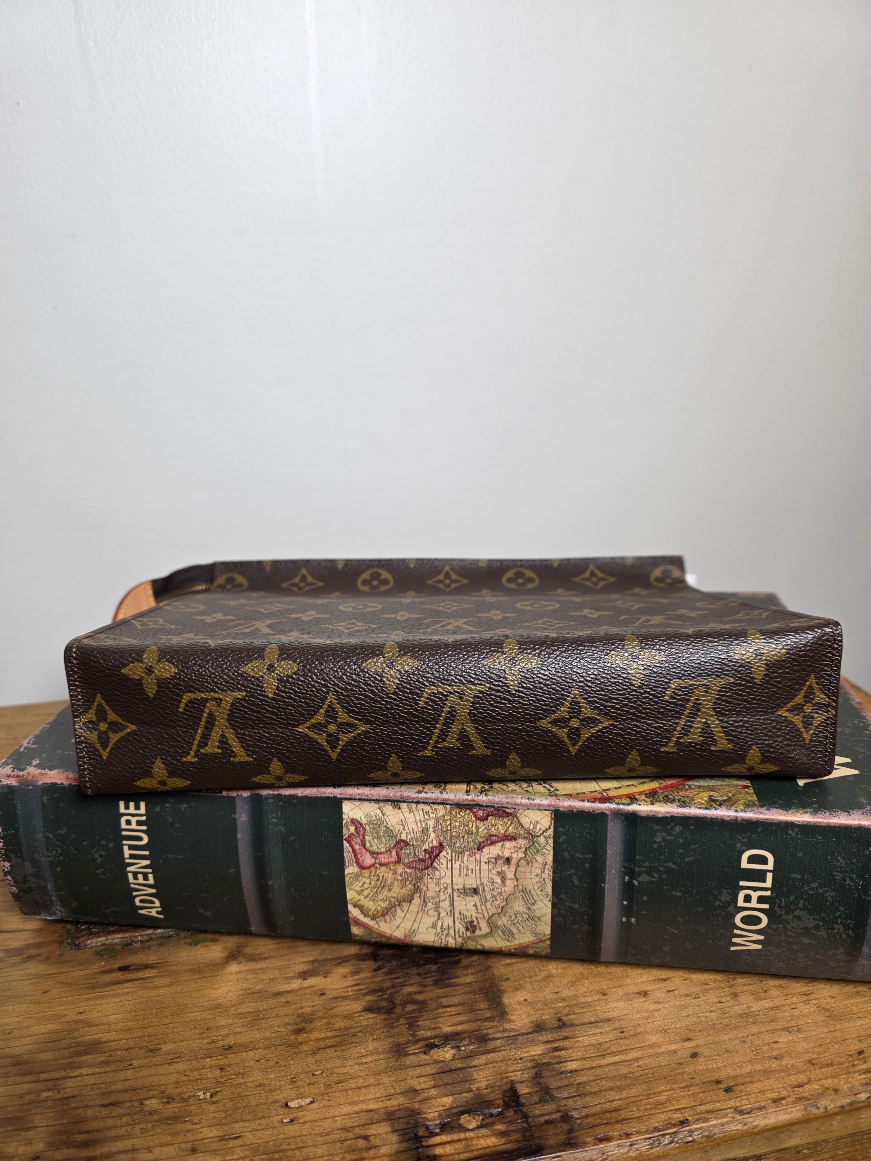 Louis Vuitton Monogram Pochette Toilette GM Size 26