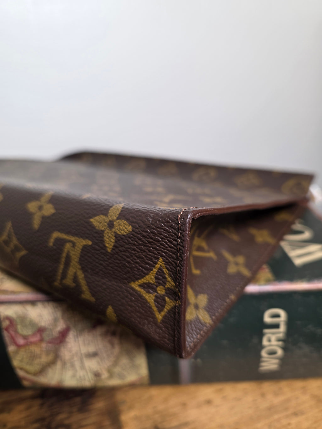 Louis Vuitton Monogram Pochette Toilette GM Size 26