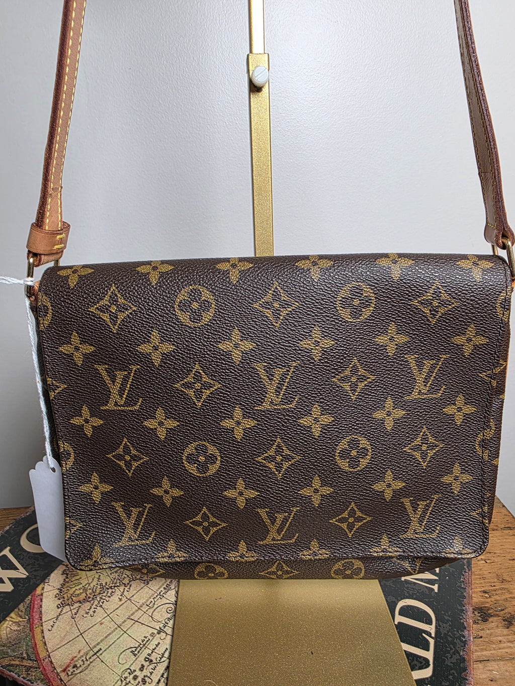 Louis Vuitton Musette Tango (Short Strap)