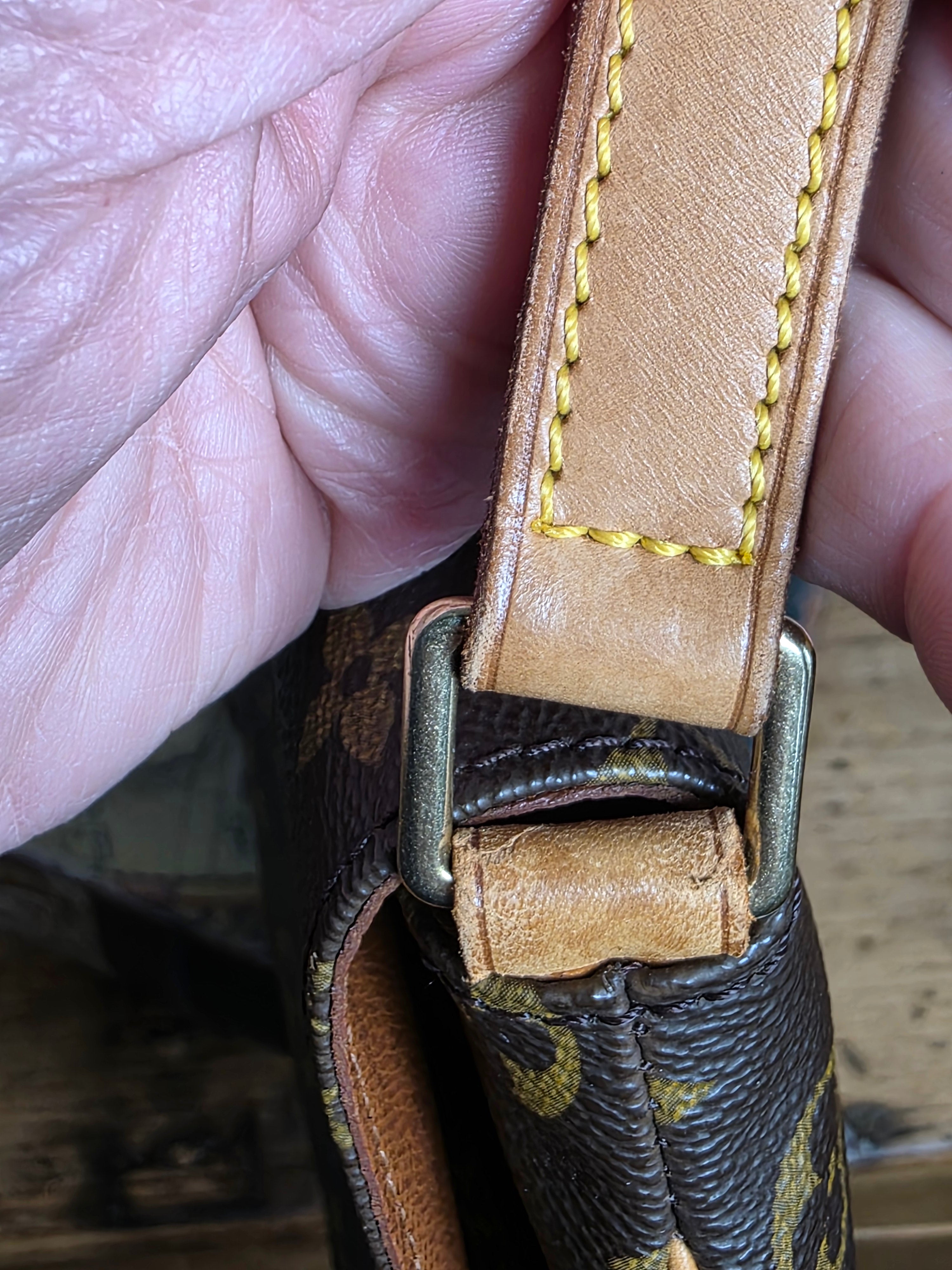 Louis Vuitton Musette Tango (Short Strap)