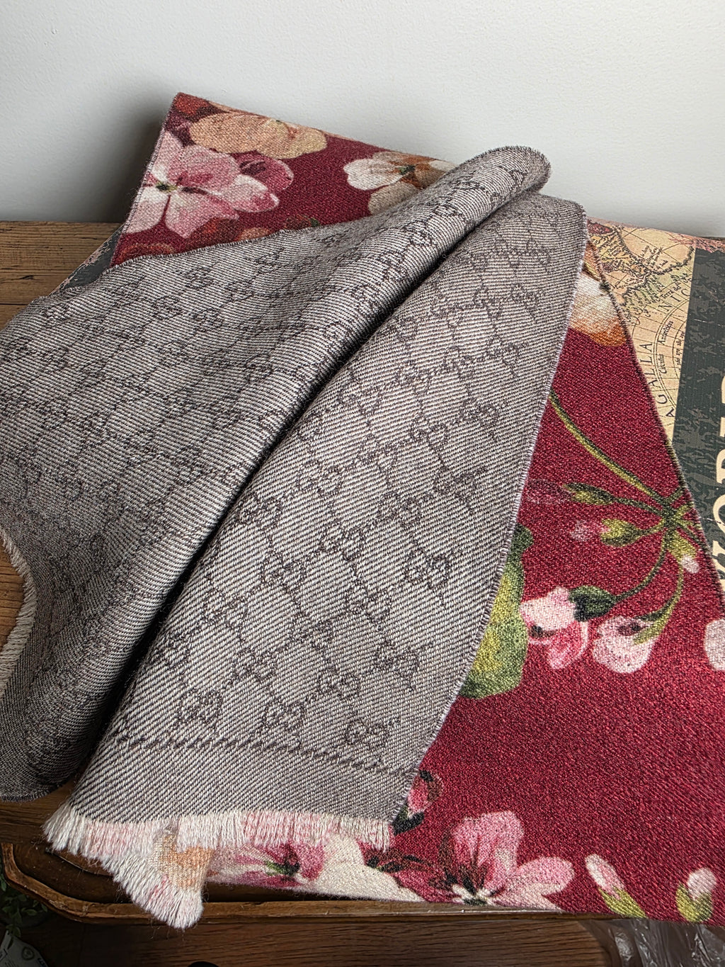 Gucci Floral Print Wool Jacquard Scarf
