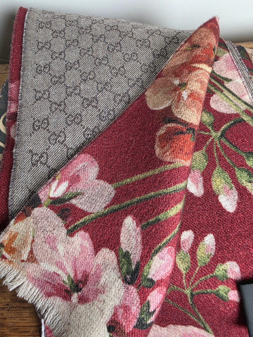 Gucci Floral Print Wool Jacquard Scarf